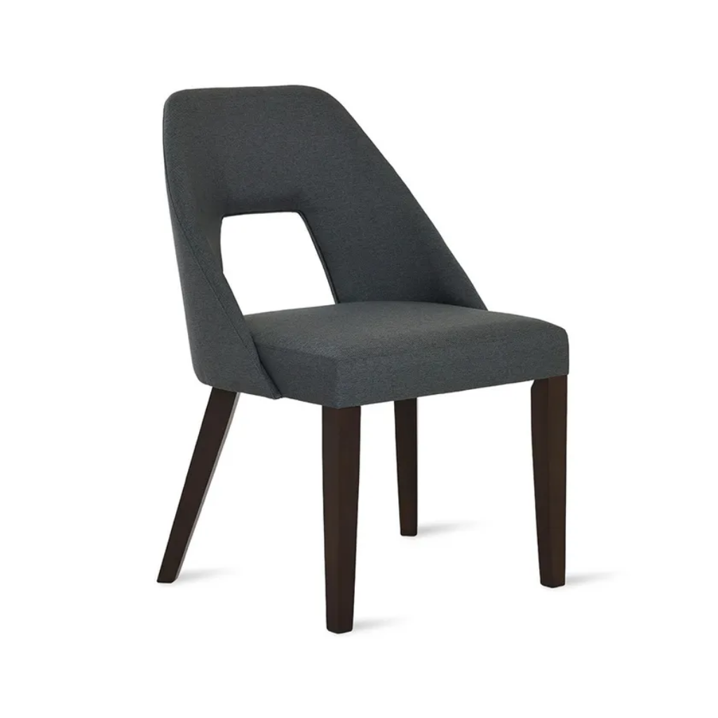 كرسي طعام إدوارد الخشبي المنجد بالقماش